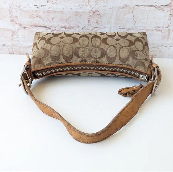 Coach Vintage Leather Canvas Women's Shoulder Hand Bag - Picture 11 of 14